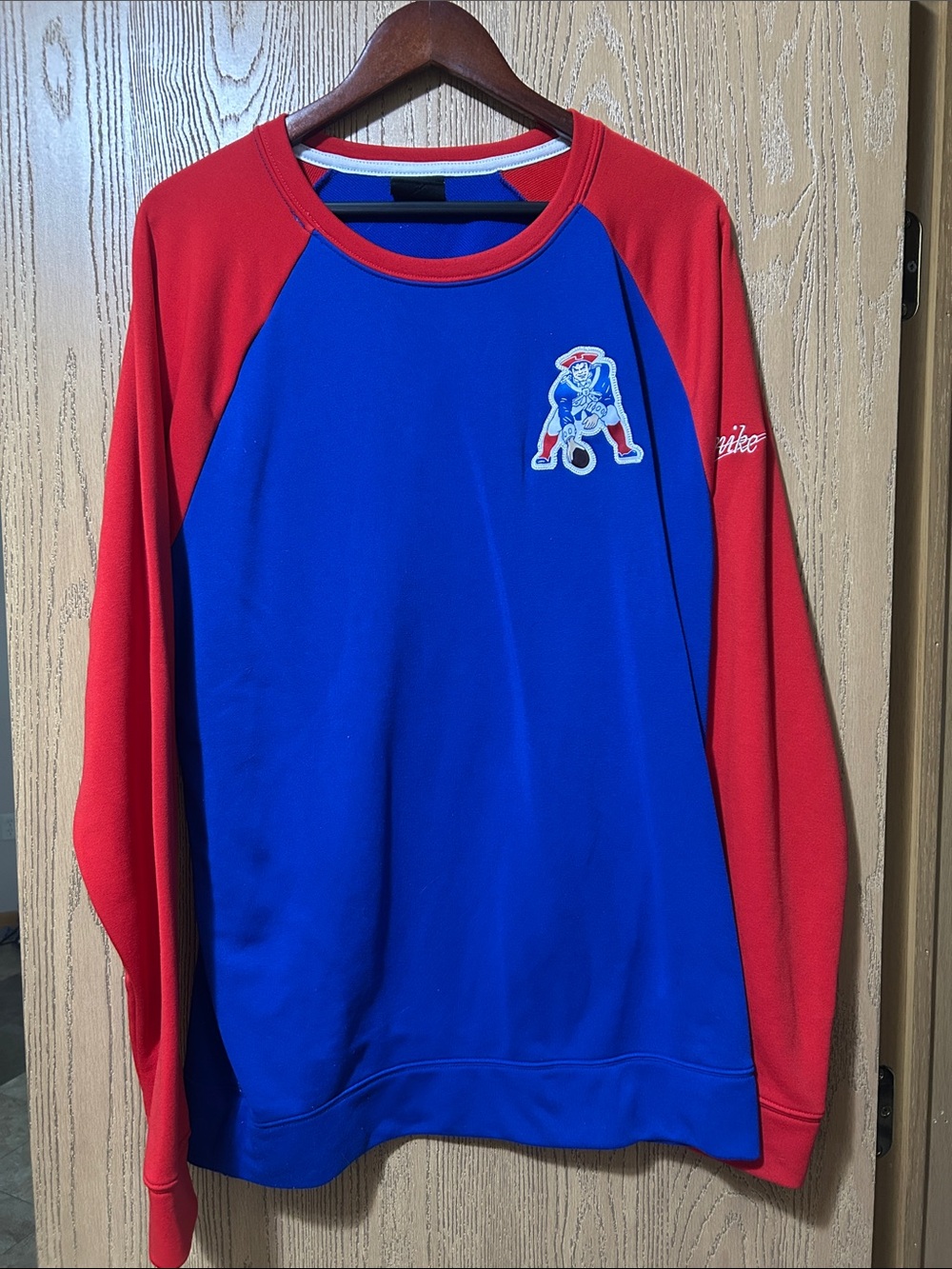 Nike Patriots Blue & Red Raglan Sweatshirt